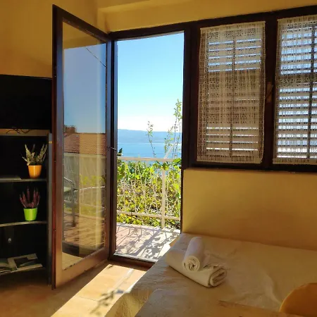 Apartment Niko Omis